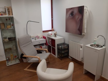 Lavamanos autónomo instalado en cliente